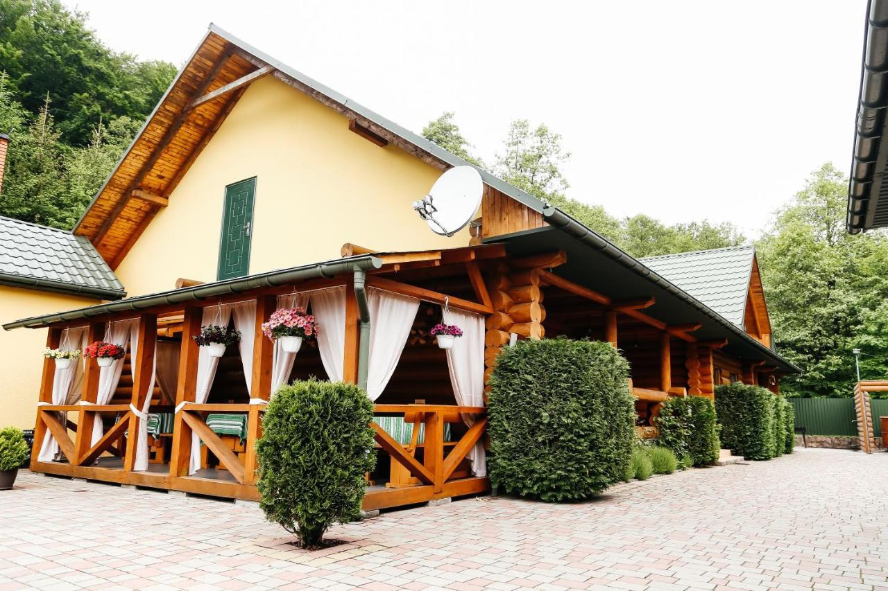 Chudodievo In Chynadievo Mini-Hotel Chynadiyovo Exterior photo